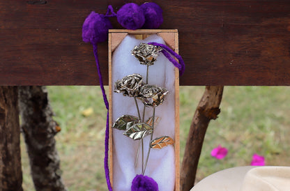 Rosas de Alpaca en Caja de Madera