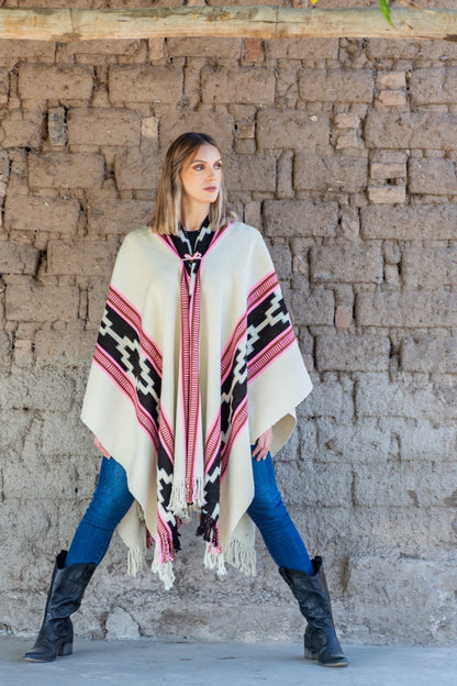 Poncho "Cayetana" Obra en Telar Criollo