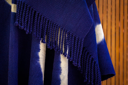 Poncho "Viamonte" Obra en Telar Criollo