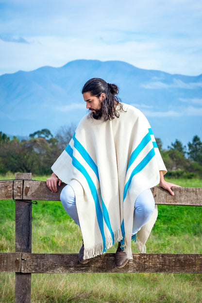 Poncho "San Martin" Obra en Telar Criollo
