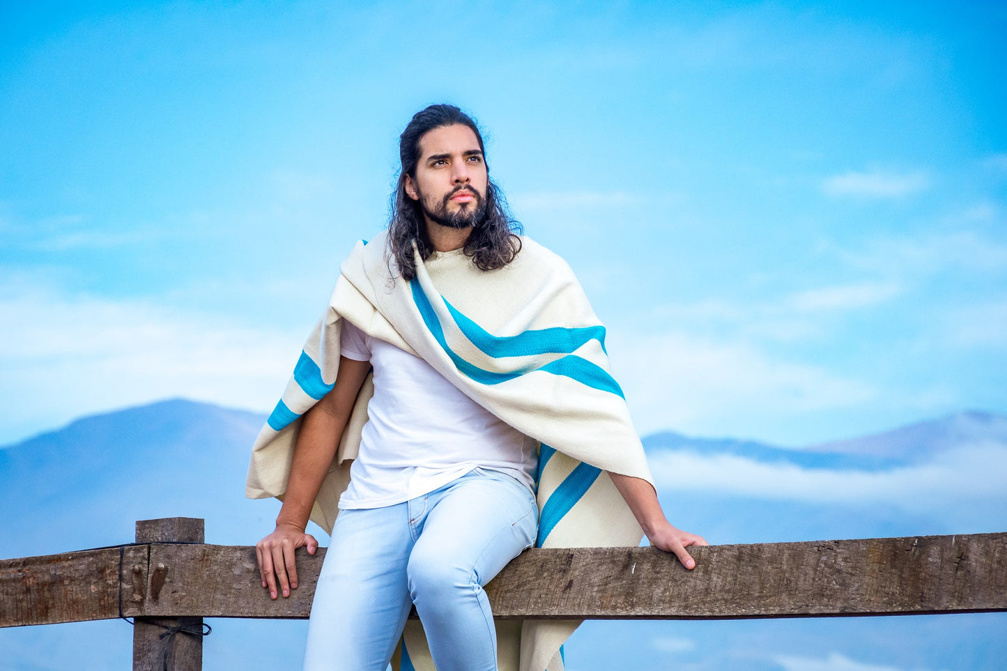 Poncho "San Martin" Obra en Telar Criollo