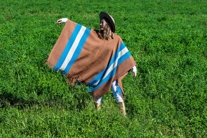 Poncho "Suipacha" Telar Criollo